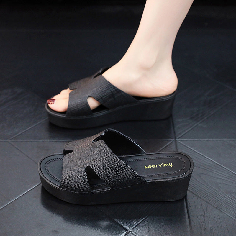 Women’s platform wedge sandals