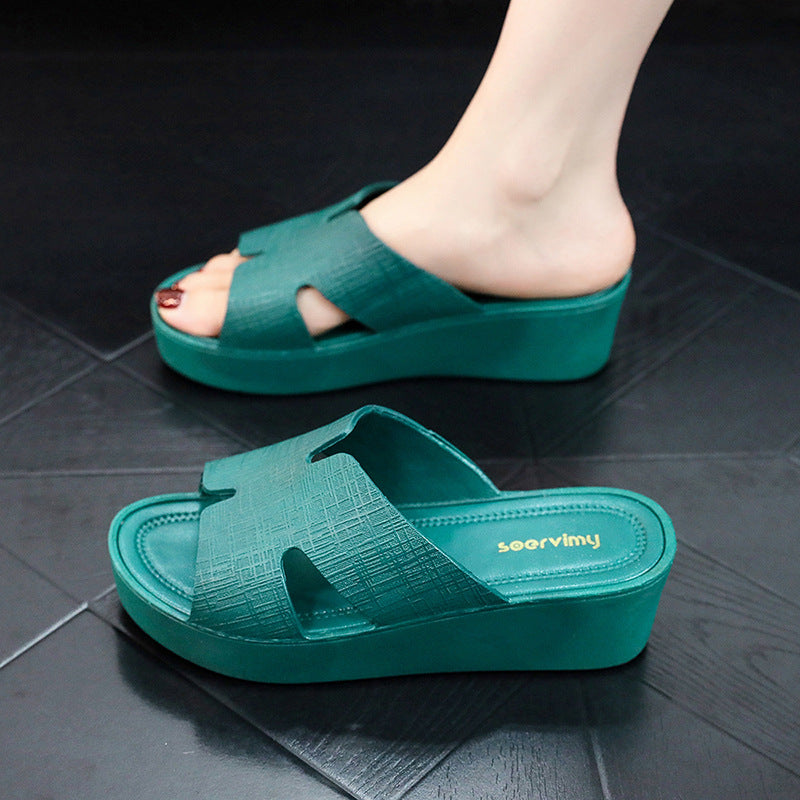 Women’s platform wedge sandals